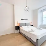 Imbriani 4c Tirabora Short Rent * Trieste