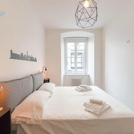 Imbriani 4c Tirabora Short Rent Apartament *