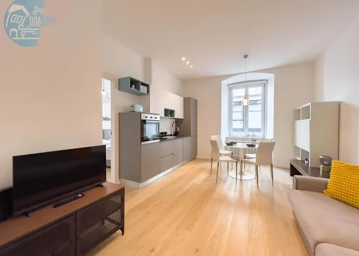 Apartament Imbriani 4c Tirabora Short Rent Triest