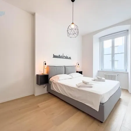 Imbriani 4c Tirabora Short Rent 公寓