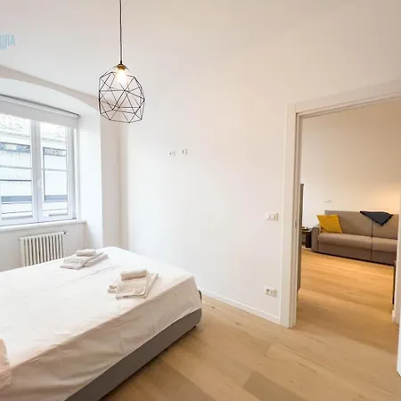 Daire Imbriani 4c Tirabora Short Rent *