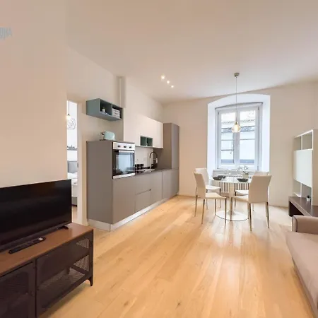 公寓 Imbriani 4c Tirabora Short Rent 的里雅斯特