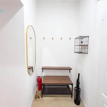 Apartament Imbriani 4c Tirabora Short Rent Triest